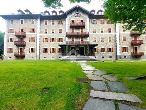 Prese-Montone Apartment | Grand Hotel Ceresole Reala KingApartment ideal for Nordic sport