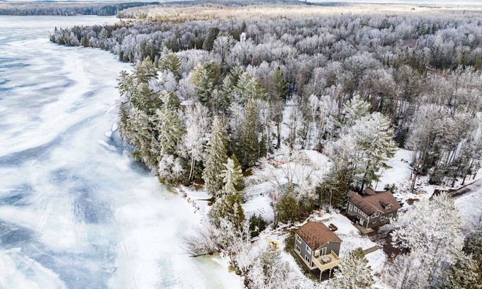 Saginaw Cabin | Grand Lake Getaway | Lake Front | Custom Sauna | 2 Cabins | Sleeps 12