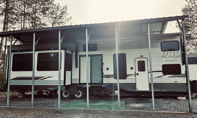 Benezette House | Grand Lodge Along Best Elk Viewing Road