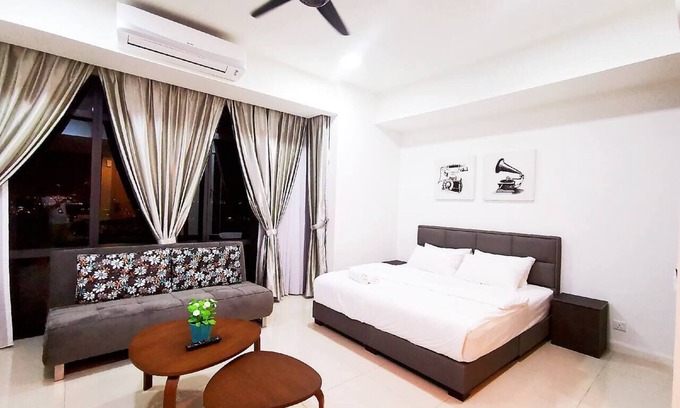 Medini Apartment | Grand Medini DELUXE studio #3 @JB City Homestay