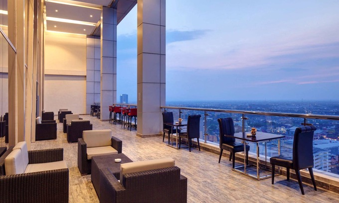 Grogol Hotel | Grand Mercure Solo Baru