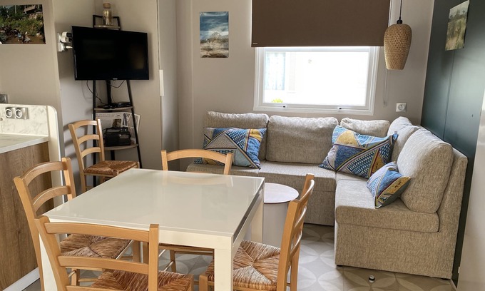 Le Fenouiller House | Grand Mobil Home Neuf Avec Tout Confort et Terrasse Fermée sur 18 m²