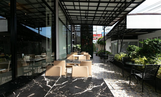Bang Phlap Hotel | Grand Ratchapruek Hotel