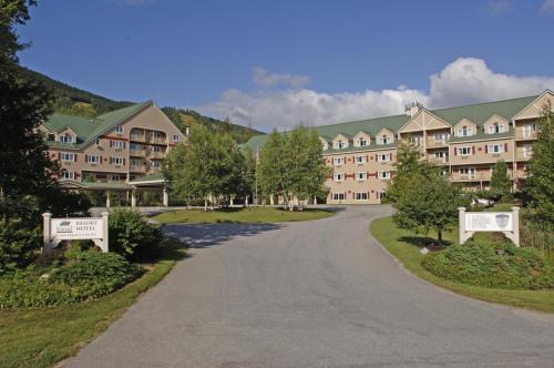 Sunday River Area Resort | Grand Summit Hotel