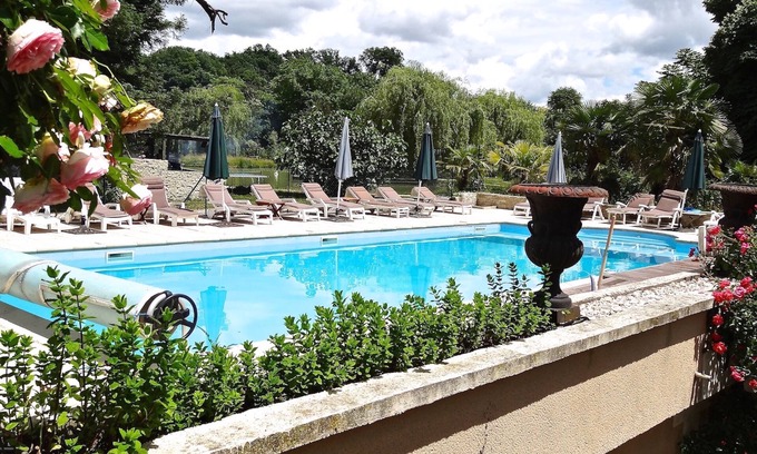 Tournon-Saint-Pierre House | GRANDE VILLA DU CHATEAU in TOURAINE