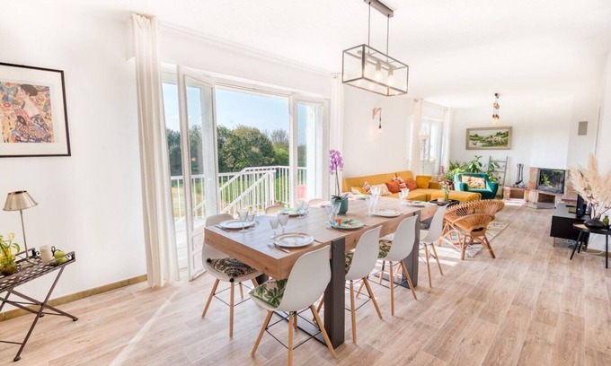 Kerroch Villa | Grande Villa à 400m de la Plage, Idéale Famille par Groom