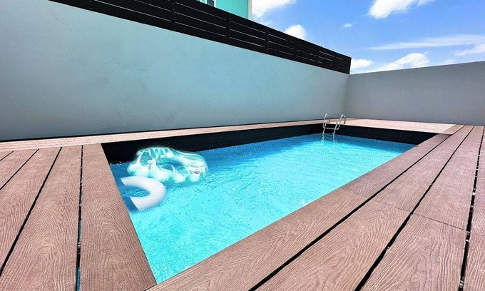 Kin House | Grandioso Okinawa Pool Villa Kin 2E16 people3 mi/Kunigami-gun Okinawa
