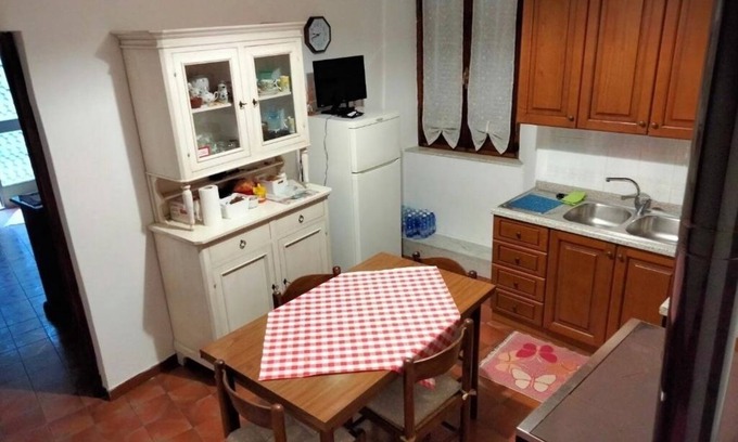 Casola in Lunigiana House | Grandma's House - Deluxe Room (2 Adults + 1 Child)