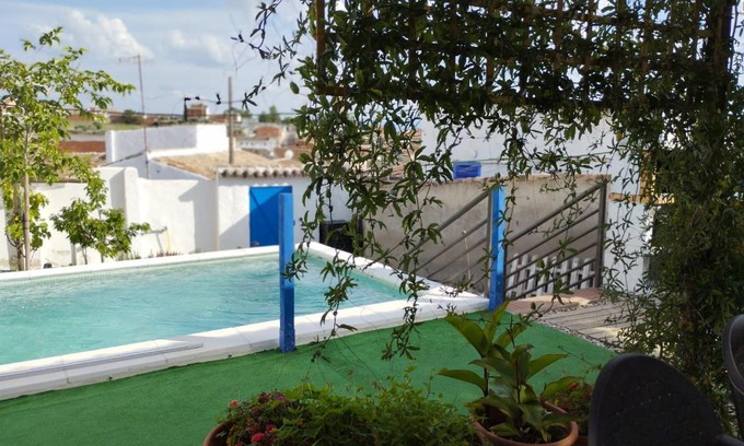 La Puebla de Montalban House | Granja Colibrí,con piscina