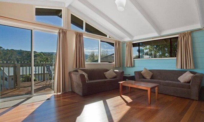 Merimbula Cabin | Grantys House - 3 bedroom option