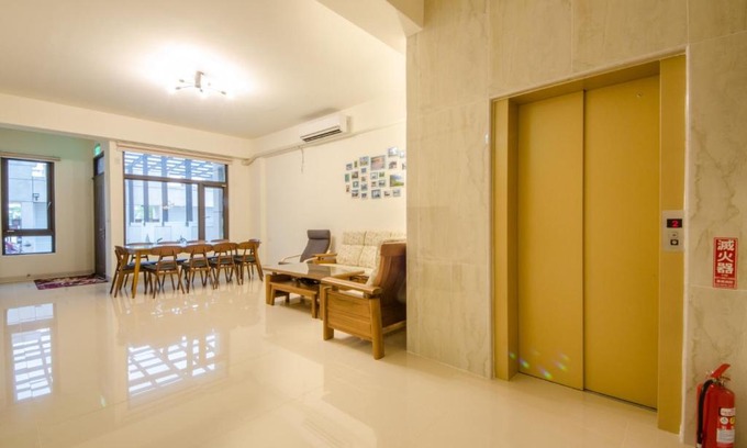Xincheng House | Grass root incense B&B