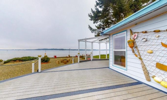 Coos Bay House | Gray Goose Beach Cottage