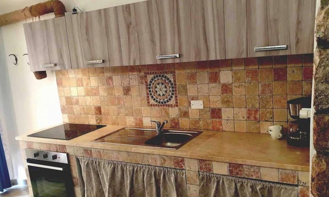 Bosa Historic Centre Apartment | Grazioso Appartamento nel Centro Storico di Bosa, Vicino al Castello Malaspina