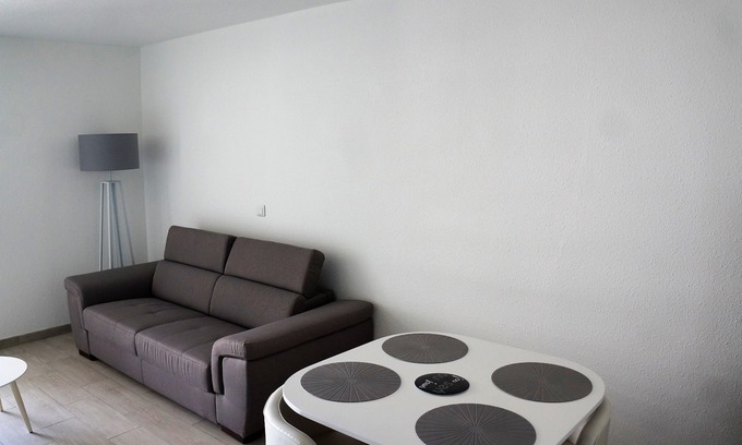 La Grande-Motte Apartment | Grde Appt 31m2 Center 50m Beach & Port Wifi Clim Climbing 2 stars