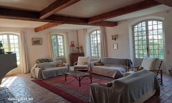 Le Castellet House | Grde Maison , à Flan de Colline , au Calme , Avec vue , à 40 mn de Marseille
