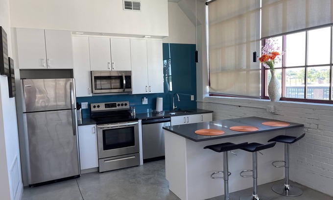 Midtown Condo | Great 1 bd for travel nurse