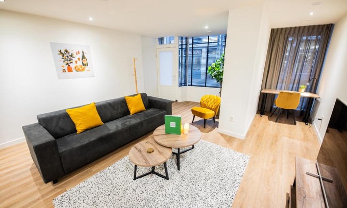 Tiel Apartment | Great 95m2 Two-Bedroom Apartment - WE39