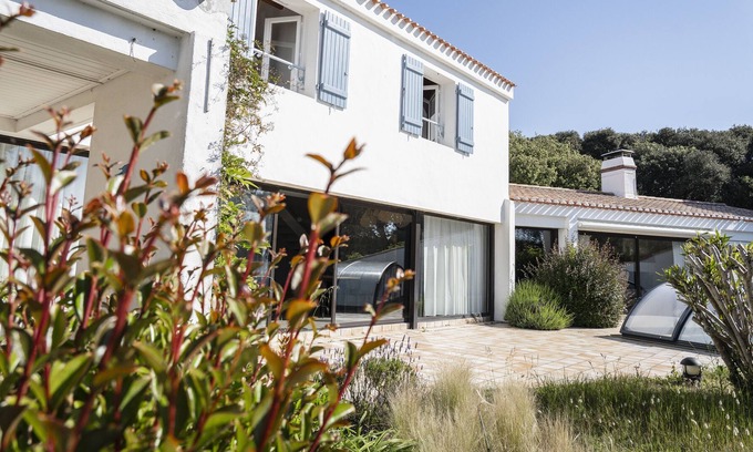 Noirmoutier-en-l'Ile Villa | Great beach house, 2min from the beaches, 6 bedrooms in Noirmoutier en l’île