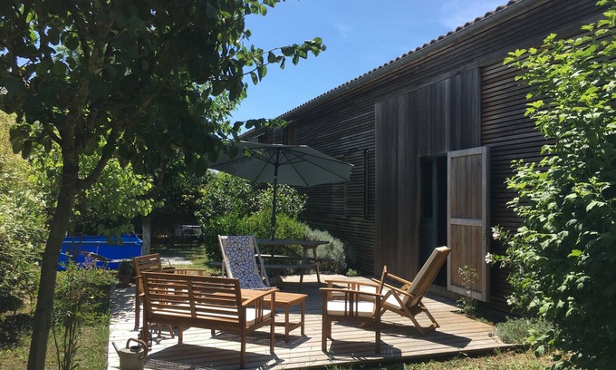 Thaire House | great bohemian wooden house near La Rochelle
