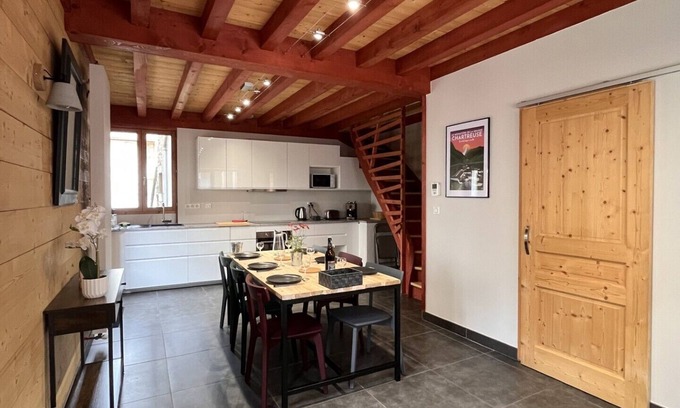 Saint-Pierre-d'Entremont House | Great bear’s cottage