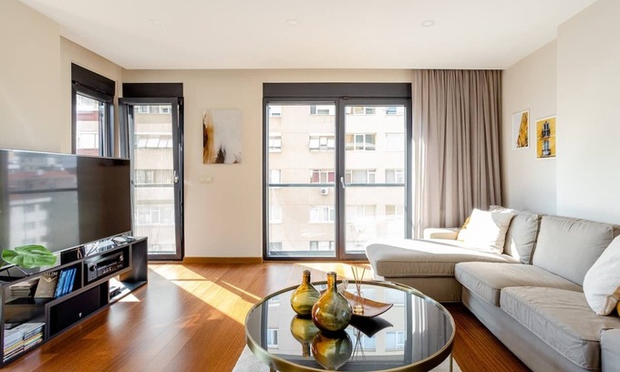 Fenerbahce House | Great Location Bagdat St. Sea View 2 BD.