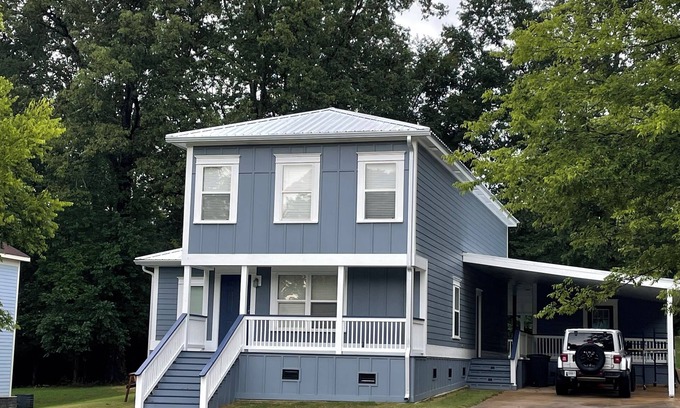 Starkville House | Great location, home away from home!