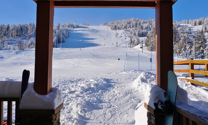 East Kootenay House | Great Location & Views - On KAR Ski Hill, End Unit - #16 @Sullivan Stone Lodge