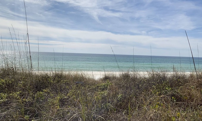 Rosemary Beach Condo | Great rates in Rosemary Beach, 2 bikes; beautiful condo overlooking green space!