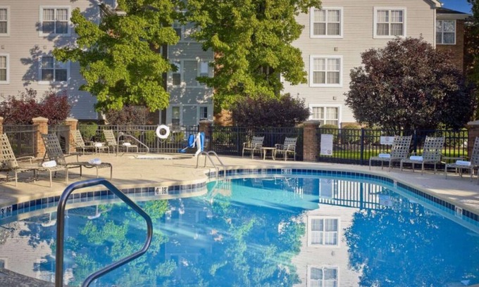 Sharonville House | Great Relaxing Overnight Stay! 2 Serene Units, Free Breakfast, Free Parking