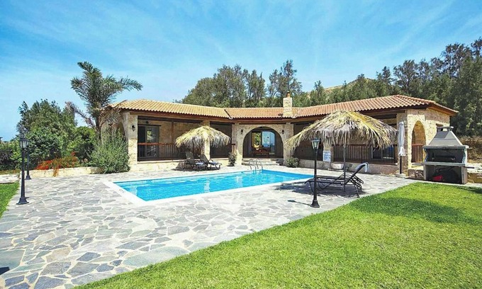 Pomos Villa | great retreat to explore this history-drenched side of the island