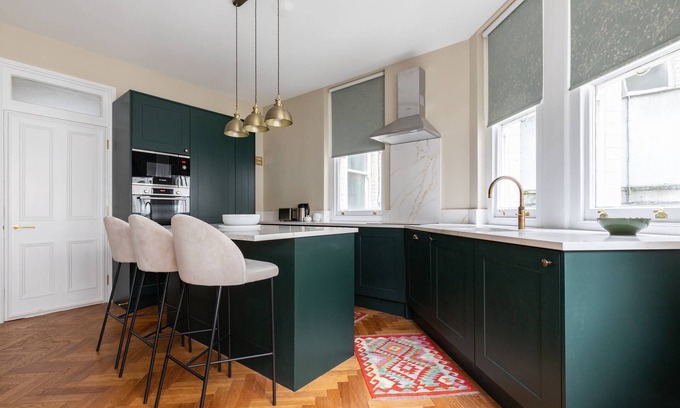 Bloomsbury Apartment | Great Russell Street by onefinestay