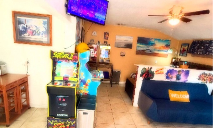 Walnut Valley Apartment | Great stay with games 35 min from Disneyland,universal studios,knotts berry farm