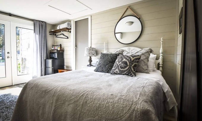 Northeast Neighbors Cottage | "Great Value! Cozy Room w/Private Bath, Parking & Patio"