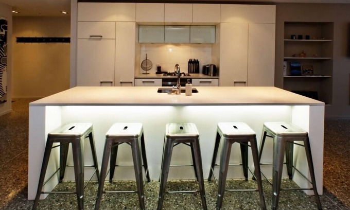 Queenstown City Centre House | Great Value in Queenstown Town Sleeps 10