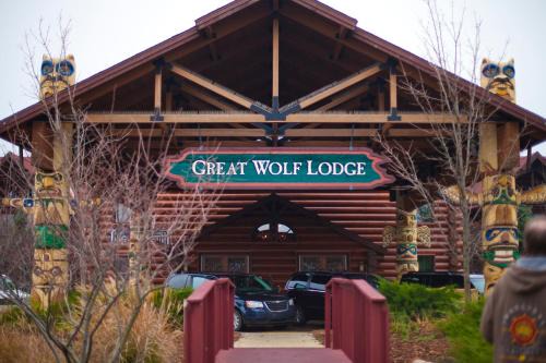 Traverse City Cabin | Great Wolf Lodge Traverse City