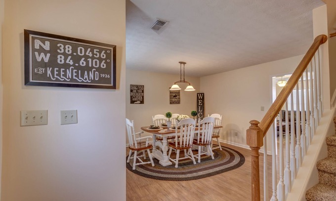 Masterson Station House | GreatGroupGetaway 15 min from Keeneland/Horse Park/Downtown/UK/Red Mile