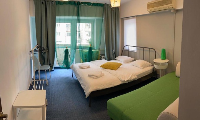 Bucharest Apartment | green Apartment 96