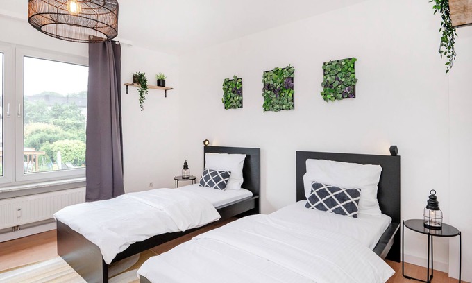 Kray Apartment | Green Apartment for 4 | Food, Kitchen, Netflix