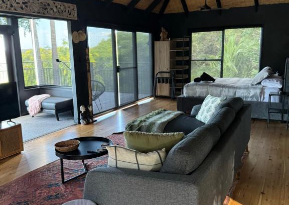 Milton House | Green Buddha