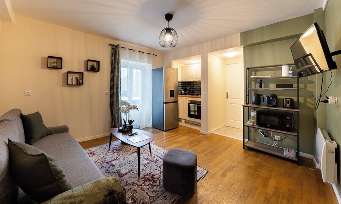 Villiers-sur-Marne Apartment | Green Dream: proximity Paris & Disneyland