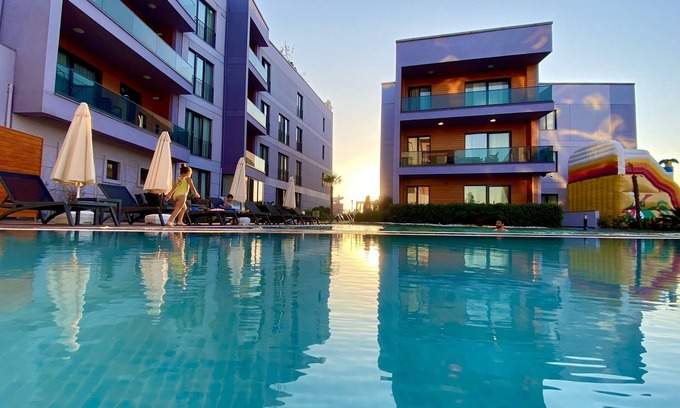 Cinarcik Hotel | Green Hills Suites