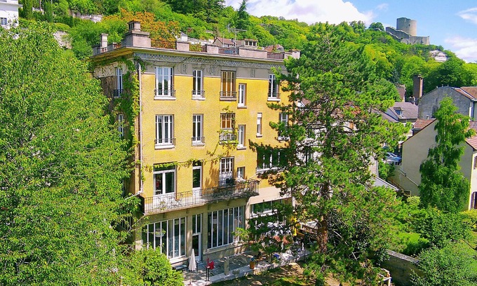La Roche-Guyon House | Green Home