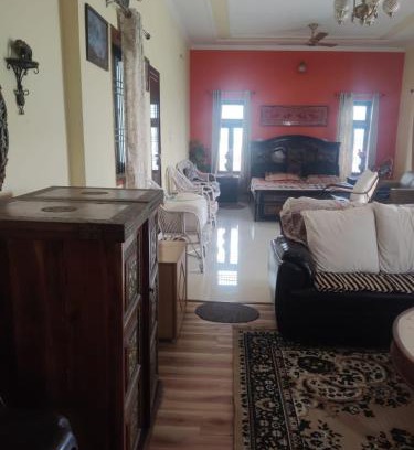 Varanasi House | Green Meadows Homestay