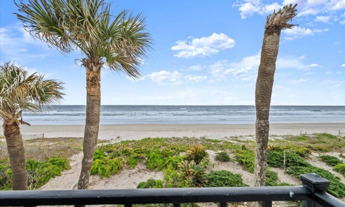 Southern Shores House | Green Palms Oceanfront 2 Bed Townhouse