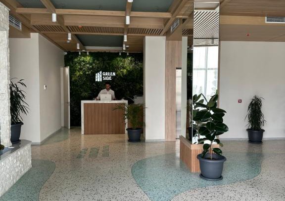 Gonio Apartment | green side 702
