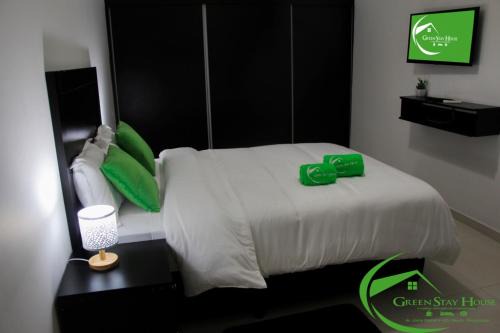 Central C House | Green Stay house