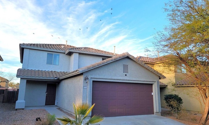 Green Valley House | Green Valley Los Arroyos Home · Modern & Comfortable Residence 4BR/2BA