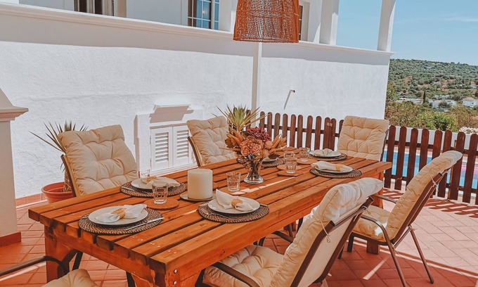 Telheiro House | Green Ville - Holiday home with pool