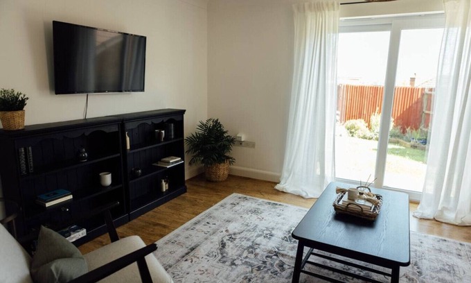 Ashford House | Greenfields House Ashford