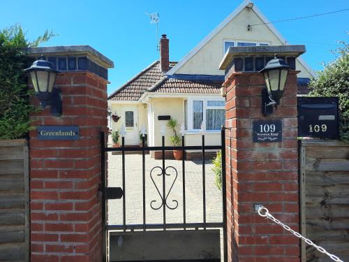 Highbridge House | Greenlands Guest House